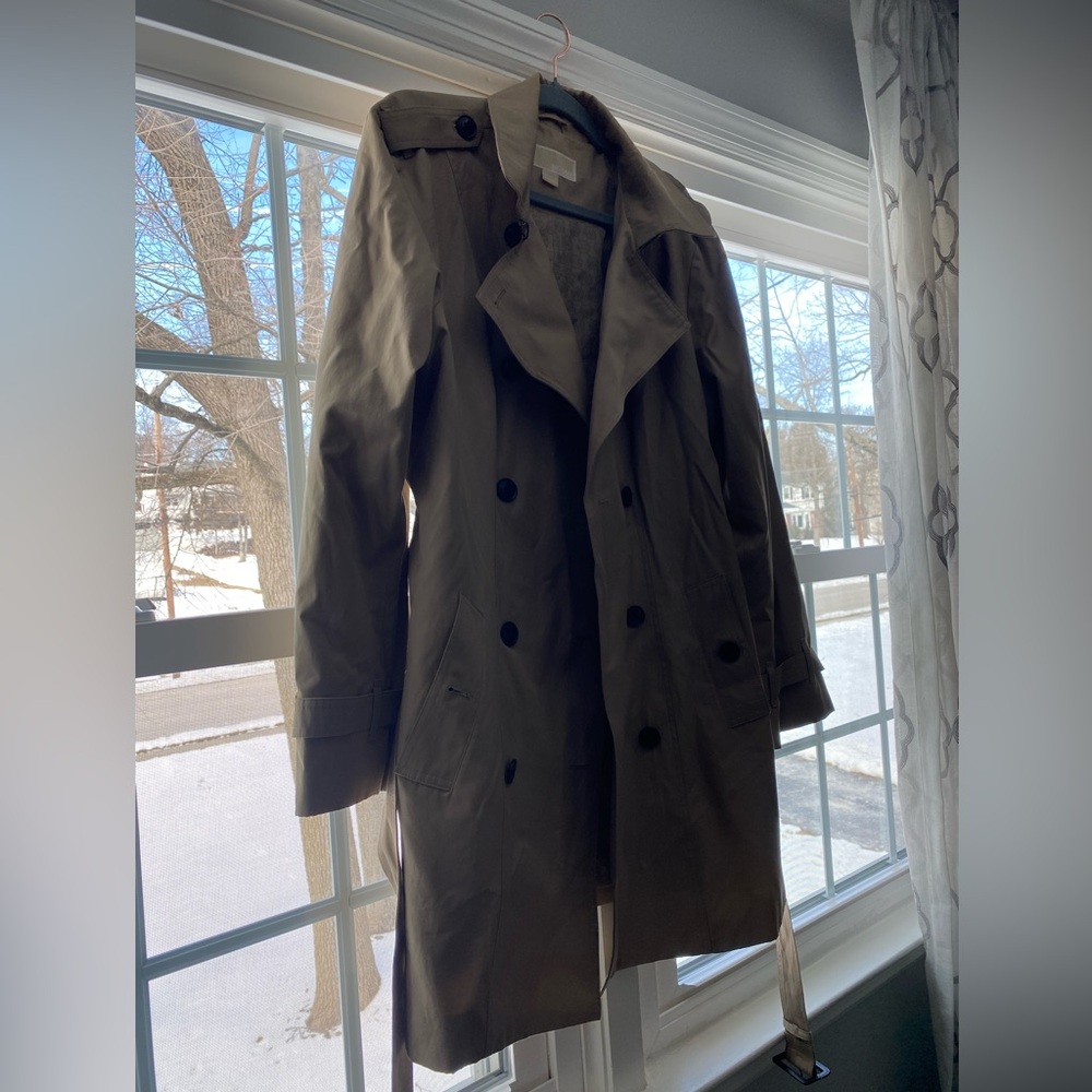 Michael Kors Tan Trench Coat w/ belt
